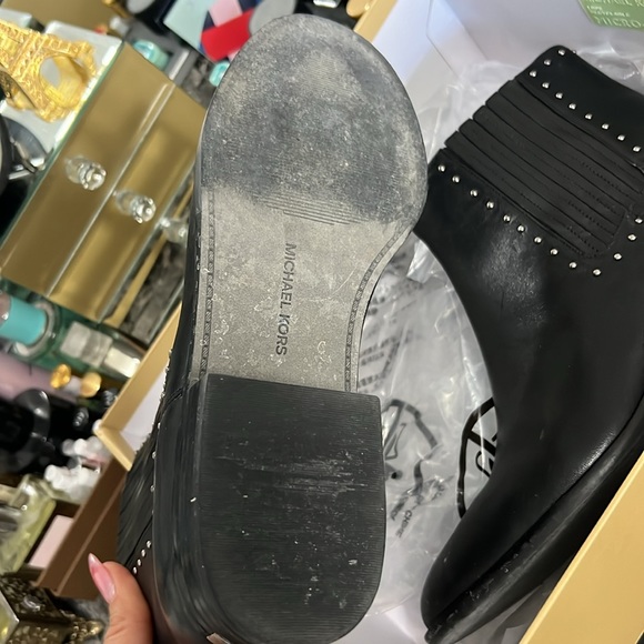 Ankle black boots - Picture 4 of 5